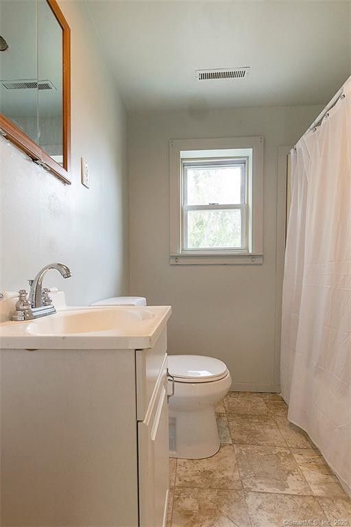 Building Photo - 77 California St