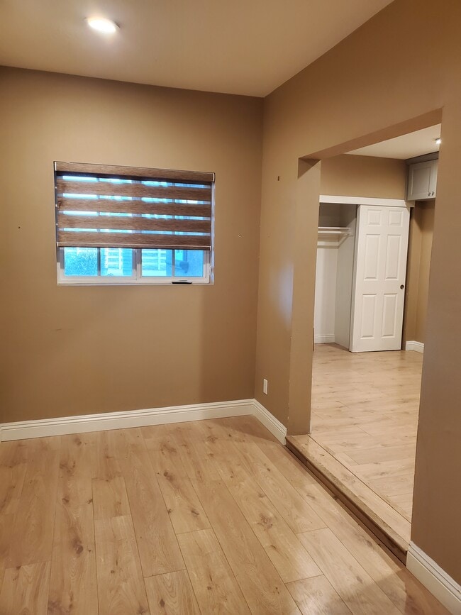 Building Photo - 5670 Orange Blossom Ln