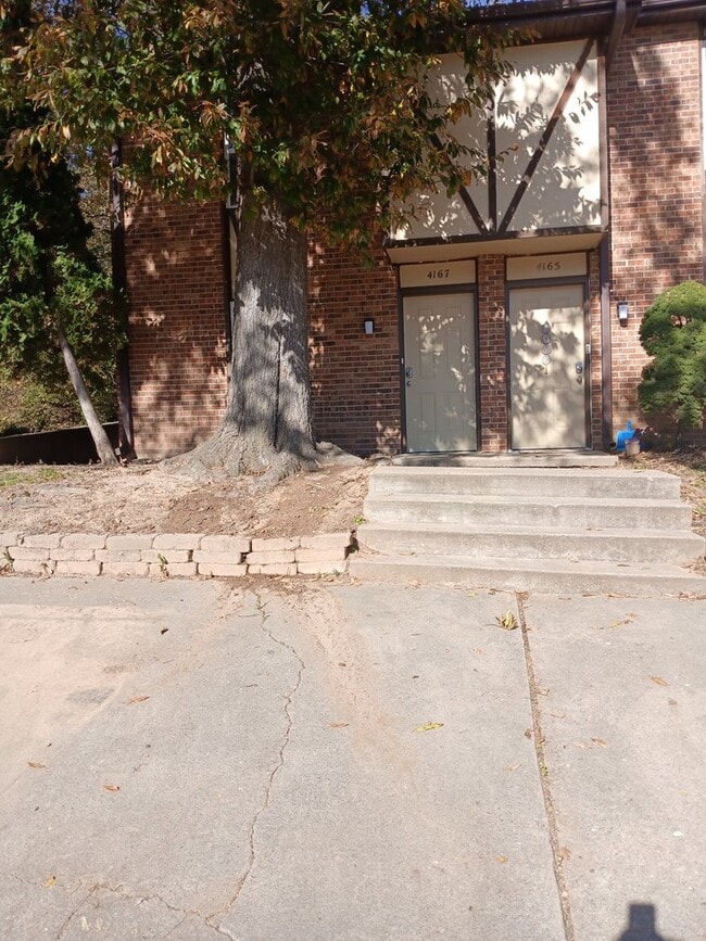 Building Photo - 4165 W Bethany Dr