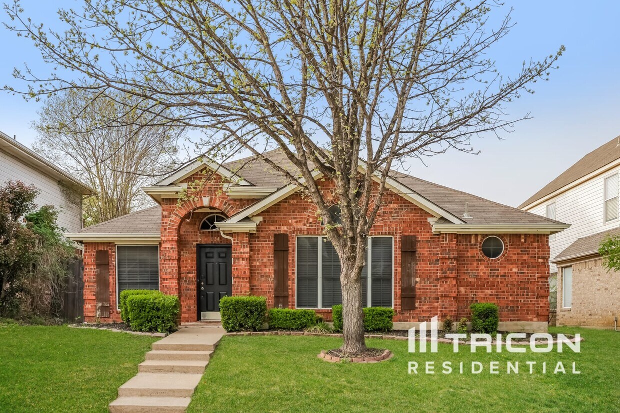 Foto principal - 834 San Jacinto Dr