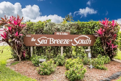 Foto principal - 190 N Collier Blvd