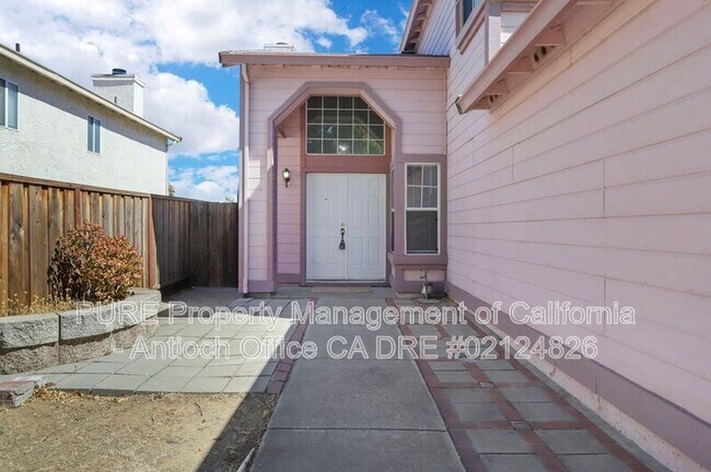 Foto del edificio - 2287 Oak Hills Dr