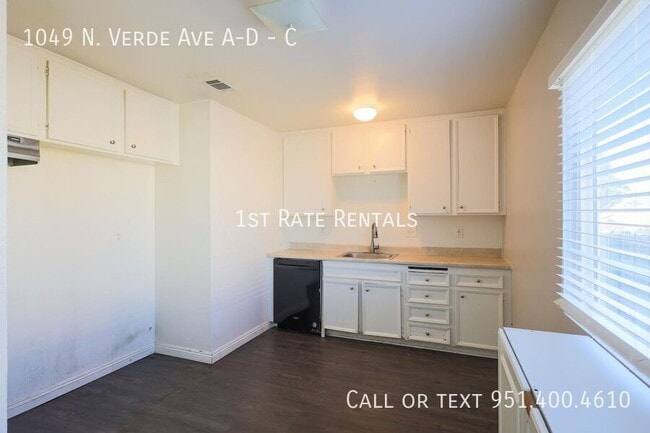 Foto del edificio - 1049 N Verde Ave