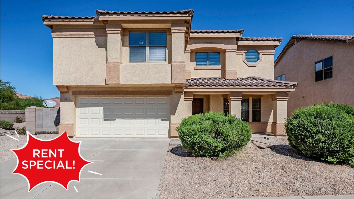 Foto principal - Spacious Living in SK Ranch!