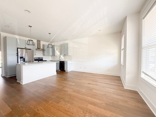 Building Photo - Spacious 4-Bedroom Home Near Tennessee Tech with Pool Access and Pet-Friendly Living