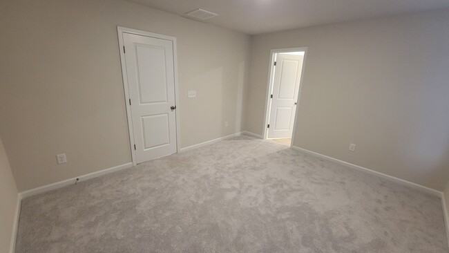 Building Photo - 3 bed, 2.5 Bath Townhome Available in Reid...