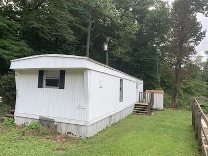 Primary Photo - 3 Casteel Ln