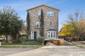 Building Photo - 4120 Hawthorne Ave