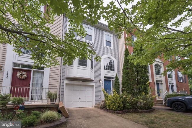 Building Photo - 11425 Abner Ave