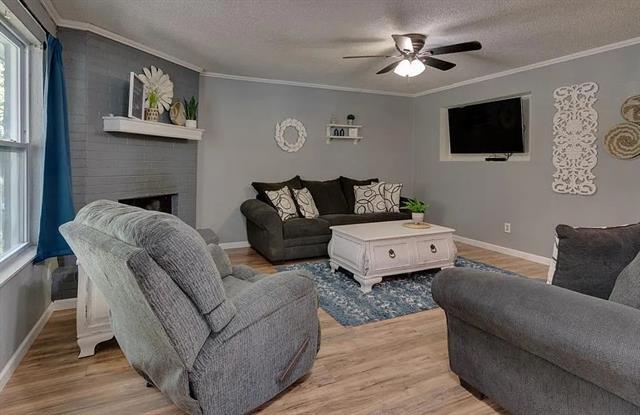 Foto del edificio - 5729 Macneill Dr