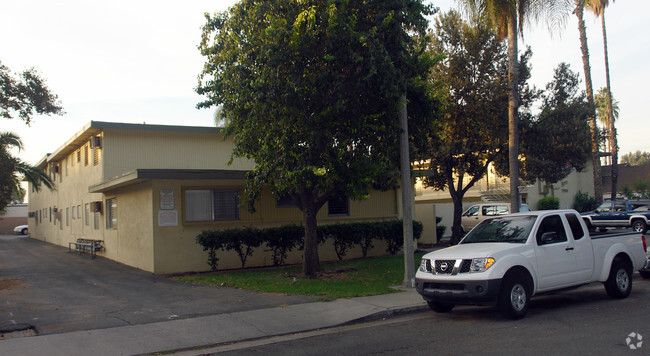 Foto del edificio - Vernon Apartments