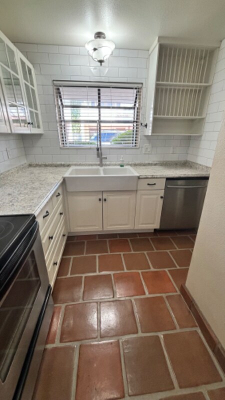 Foto del edificio - 7023 E 4th St