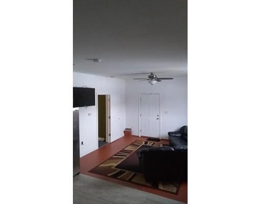 Foto del edificio - 529 Pine Hill Rd