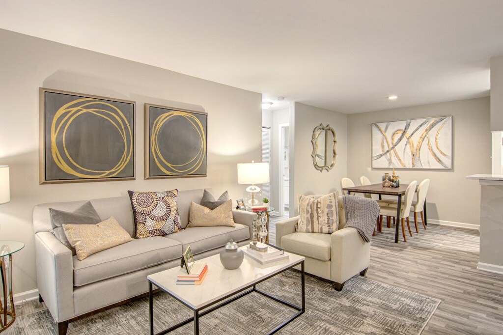 Hunters Chase Apartments 5200 Hunt Master Dr Midlothian, VA