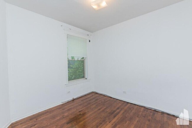 Foto del edificio - 1 bedroom in Chicago IL 60640
