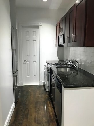 Primary Photo - 307 Mott St