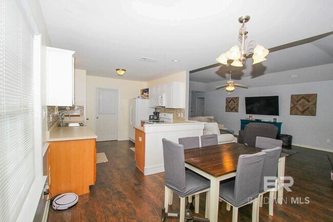 Foto del edificio - 25920 Argonne Dr