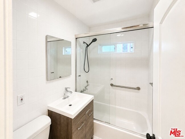 Building Photo - 6853 Alta Loma Terrace