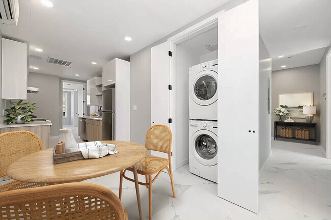 Building Photo - 824 Classon Ave