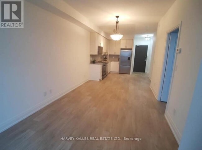 Photo du bâtiment - 3600 Hwy 7 W