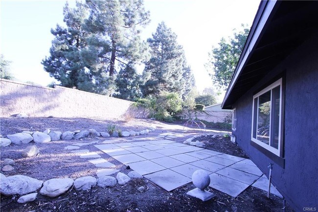 Building Photo - 2290 Forbes Ave