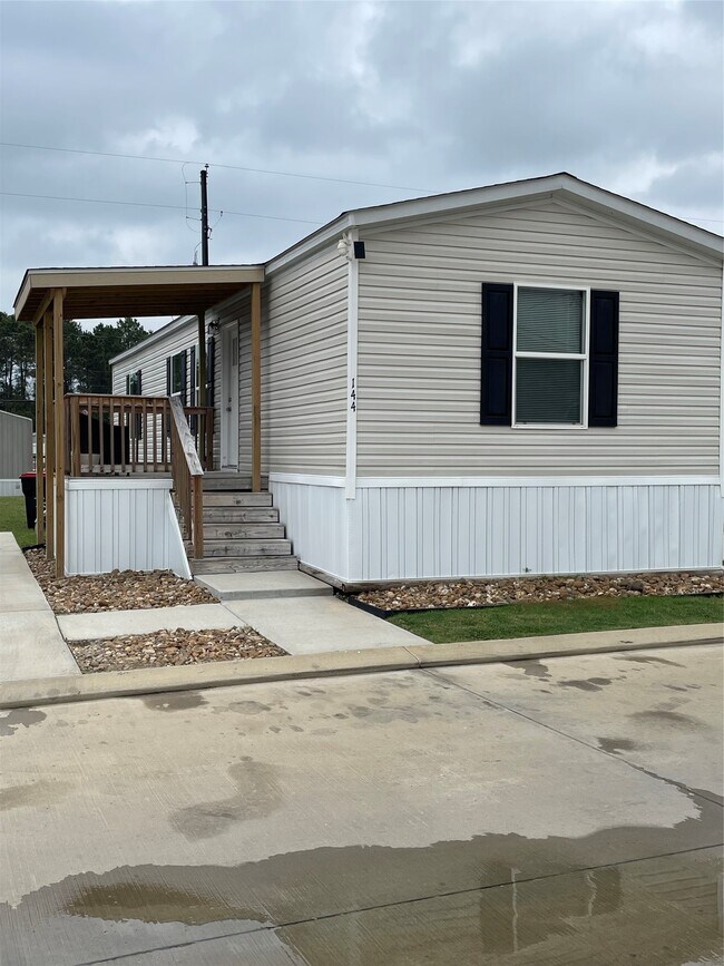 Building Photo - 20410 Telge Rd