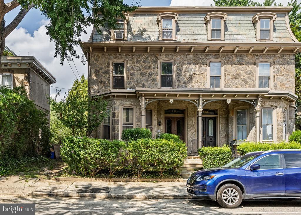 Foto principal - 5911 Greene St