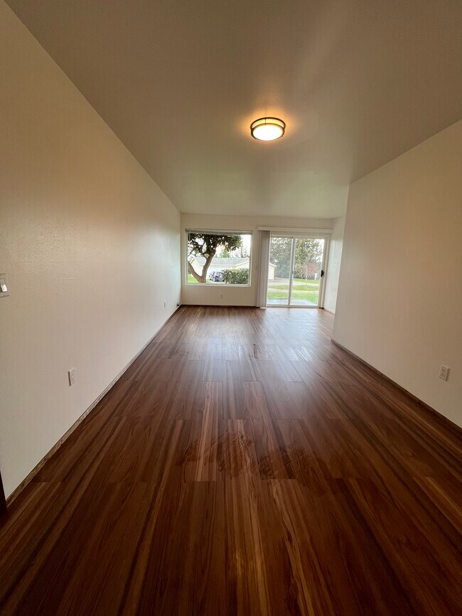 Foto del edificio - 1045 S 3rd Ave