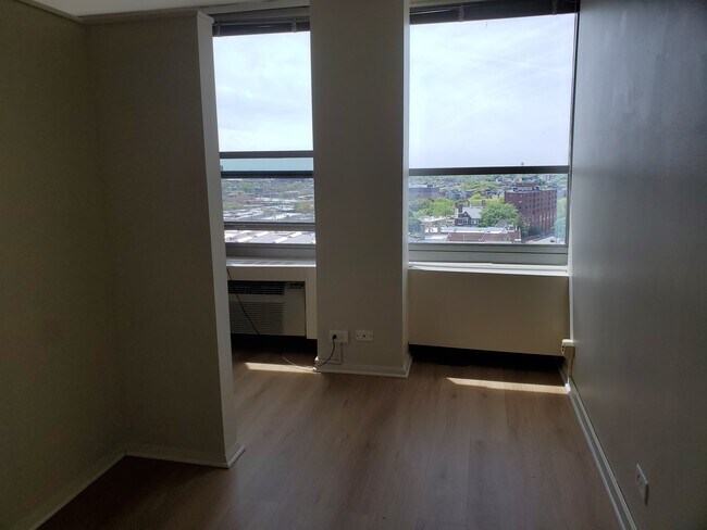 Foto del edificio - 3550 N Lake Shore Dr