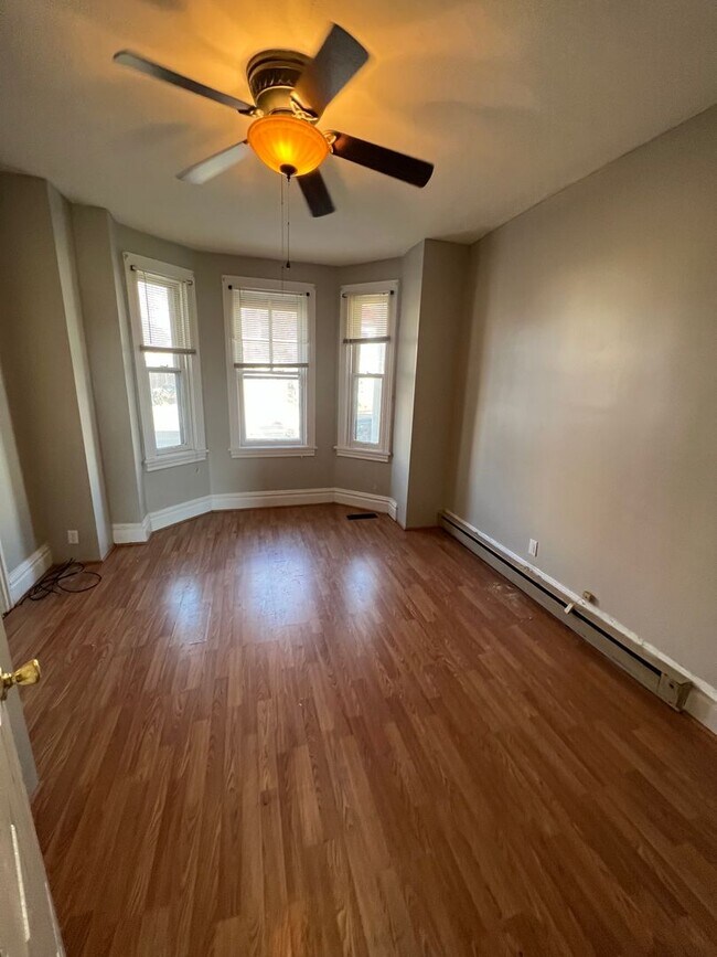 Foto del edificio - 423 N Hanover St