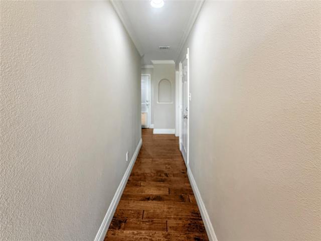 Foto del edificio - 2403 Stutz Dr