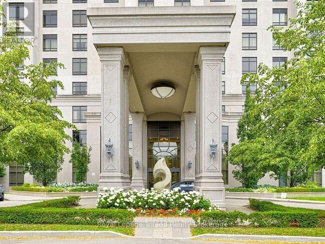 Photo du bâtiment - 9245 Jane St