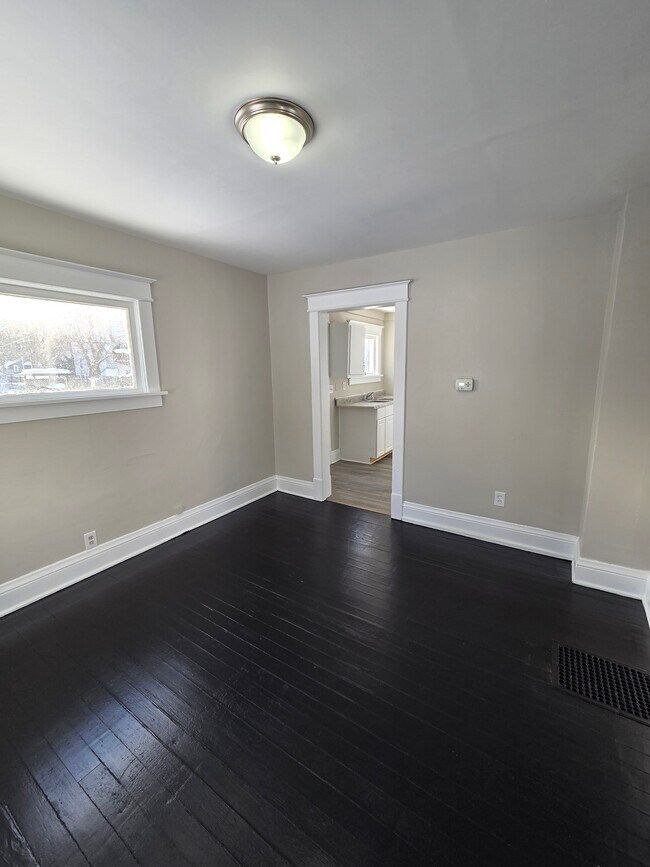 Foto del edificio - 293 Mason Ave