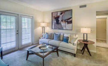 Building Photo - 455 Wildwood Forest Dr