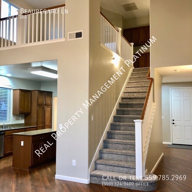 Foto del edificio - 883 Beauregard Ln