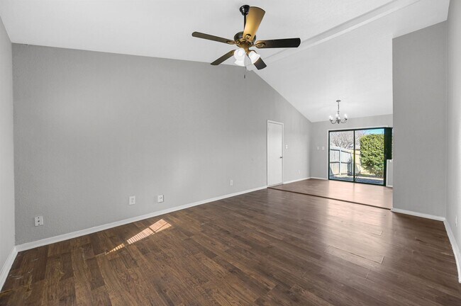 Building Photo - BEAUTIFUL 3 Bedroom, 1 Bathroom in Allen, ...