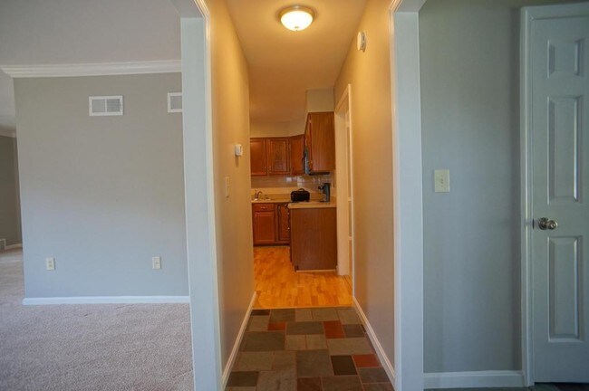 Building Photo - 512 Allenview Dr.