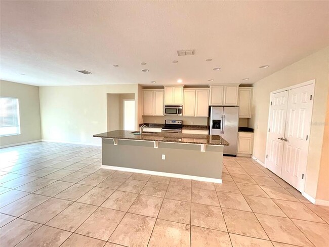 Building Photo - 3804 Carrick Bend Dr