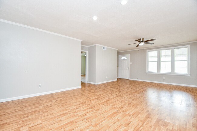 Foto del edificio - 1907 Lafferty Rd