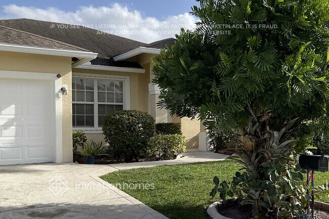 Foto del edificio - 1324 Fishers Pl