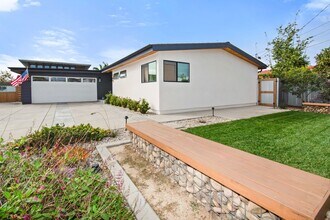 Building Photo - 764 4th St