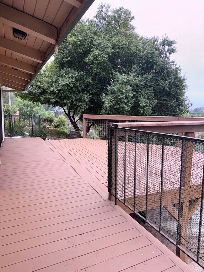 Foto del edificio - 4790 Sand Canyon Rd