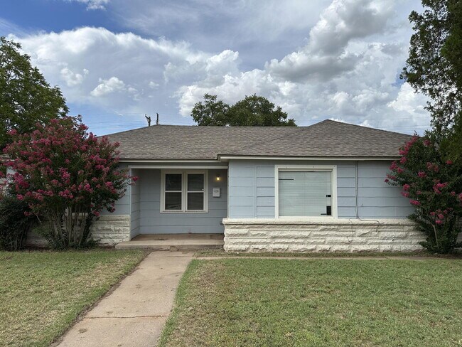 Foto del edificio - 3/2/2 close to Texas Tech!