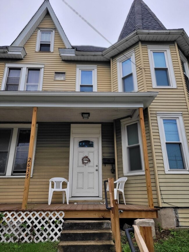 Building Photo - 2635 Lititz Pike