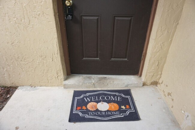Foto del edificio - 2 bedroom townhome near NAS Jax