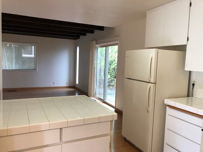 Photo - 1809 SE Harney St Townhome