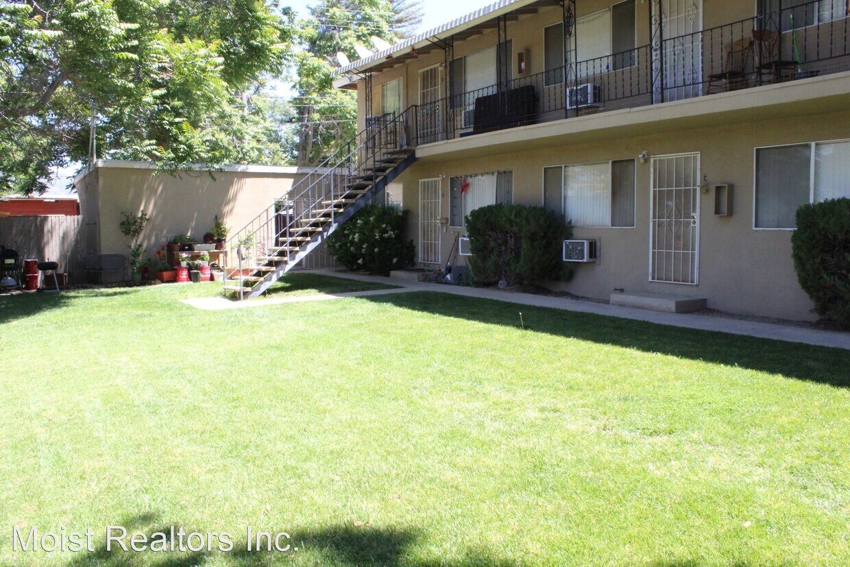 34966 Beech Ave, Yucaipa, CA 92399 Room for Rent in Yucaipa, CA