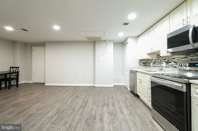 Photo - 4707 Connecticut Ave NW Apartment