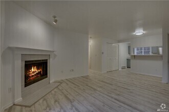 Building Photo - 1127 N 198th St