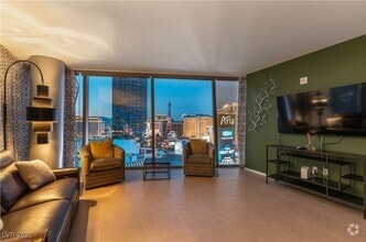 Building Photo - 3722 S Las Vegas Blvd